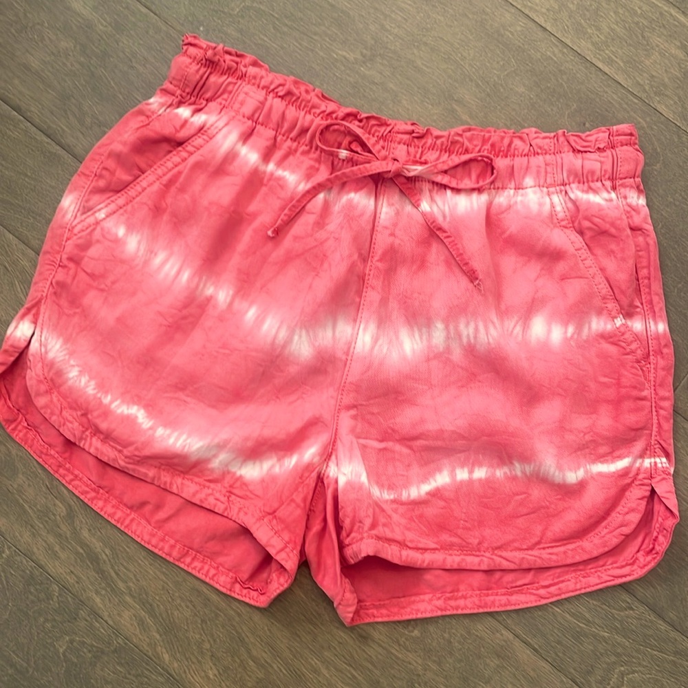 American Eagle Outfitters Pull on Shorts